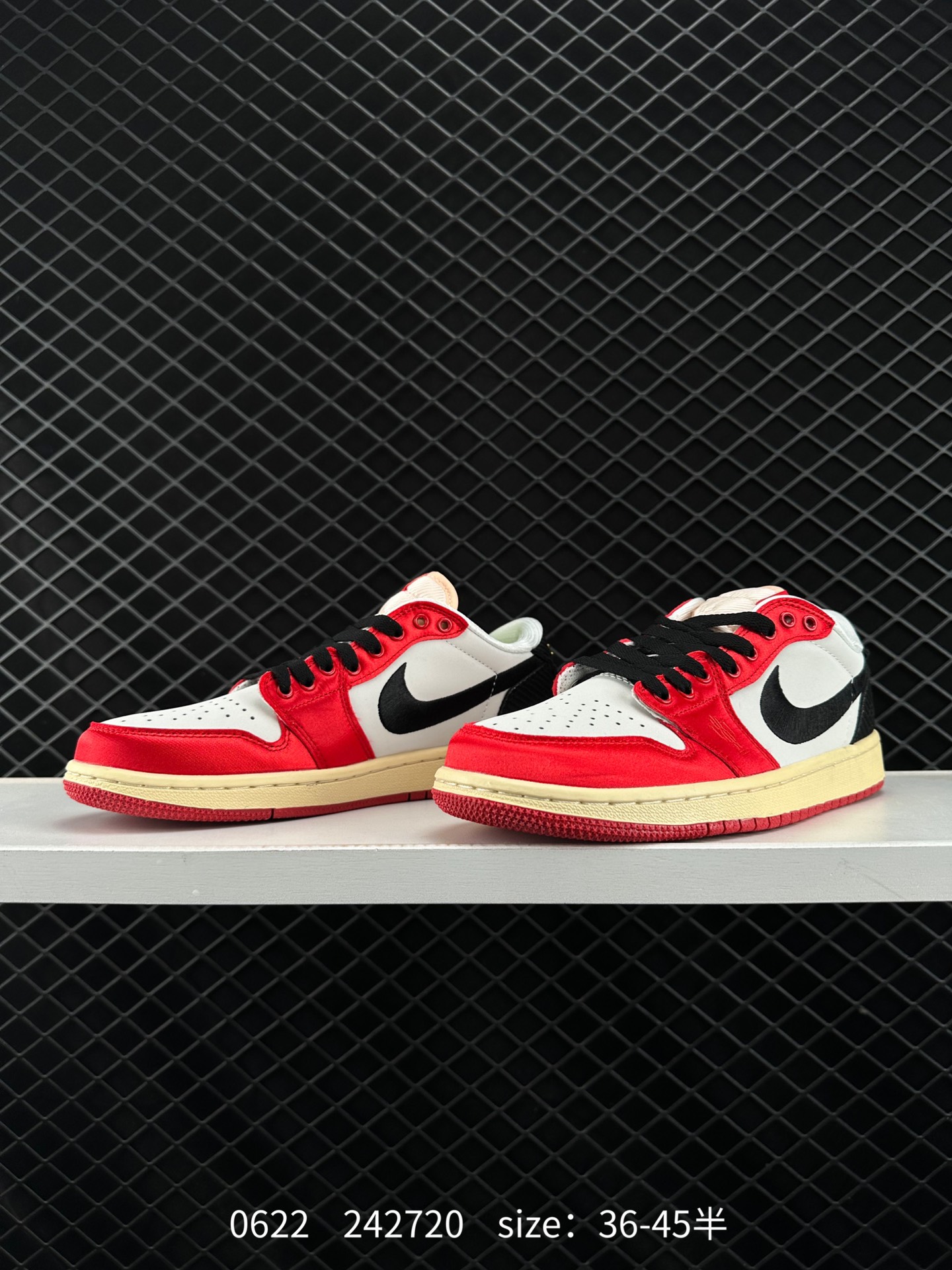 Air Jordan 1 Low AJ1